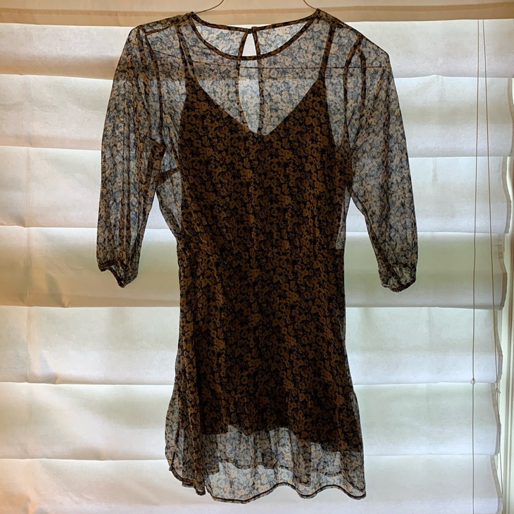 ABERCROMBIE Women’s high neck ruffle dress